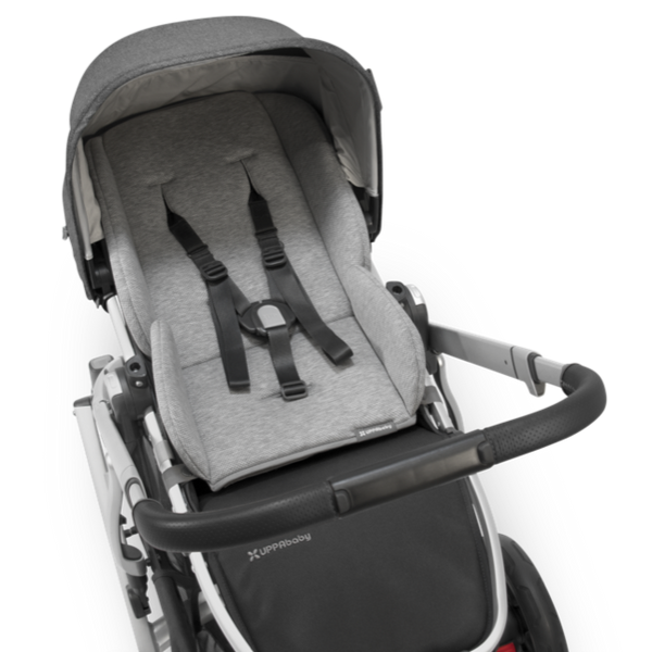 Uppababy vista sales snug seat installation