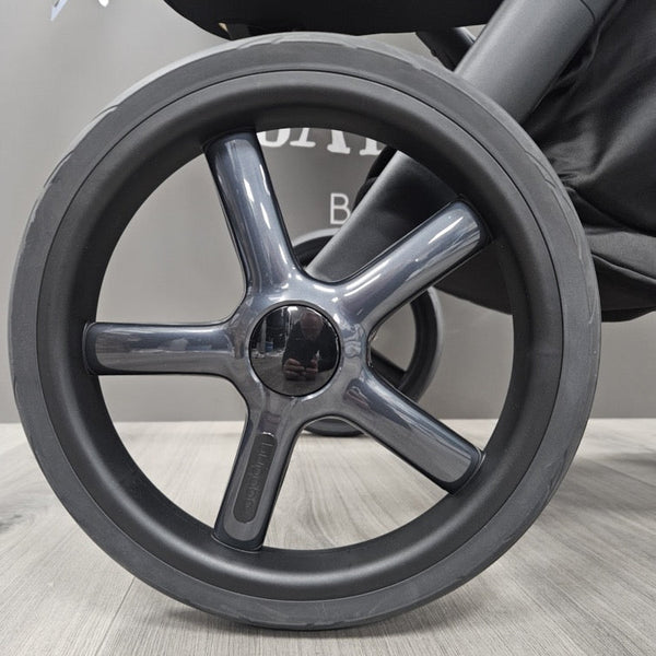 Ex-Display Bugaboo Fox 5 Noir (Moonlight Black) & Footmuff